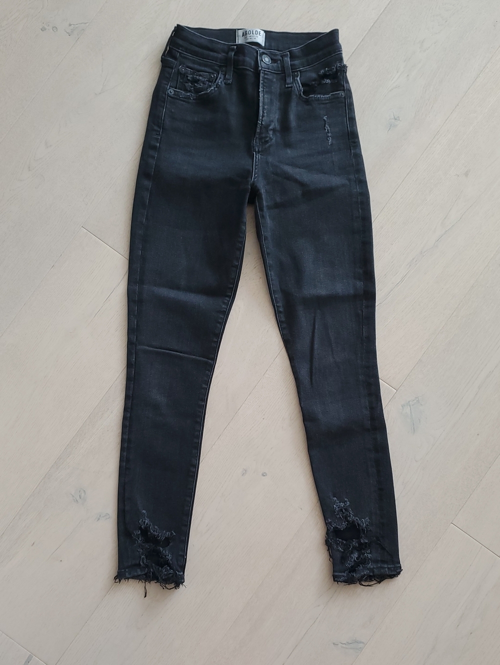 Agolde- Black Faded Wash Distressed Highrise Skinny Sz.24